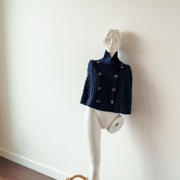 Michael Kors Cable Knit Caplut Wool Blend Sweater - Deep Navy - Size M - Picture 3 of 7